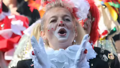 Weiberfastnacht auf dem K&ouml;lner Alter Markt 1 / &copy; Boecker
