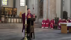 Pontifikalamt am Aschermittwoch der K&uuml;nstler in St. Kunibert in K&ouml;ln 12 / &copy; Boecker