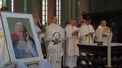 Aussendung des Altenberger Lichtes 1 / &copy; Boecker