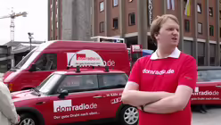 Fronleichnam in K&ouml;ln - Vor dem Gottesdienst 13 / &copy; Verena Tr&ouml;ster (DR)