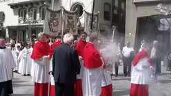 Fronleichnam in K&ouml;ln - Pontifikalamt und Prozession 25 / &copy; Verena Tr&ouml;ster (DR)