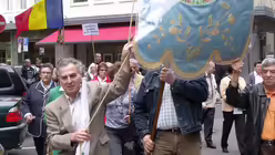 Fronleichnam in K&ouml;ln - Pontifikalamt und Prozession 42 / &copy; Verena Tr&ouml;ster (DR)