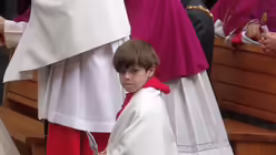 Fronleichnam in K&ouml;ln - Pontifikalamt und Prozession 57 / &copy; Verena Tr&ouml;ster (DR)