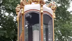 Fronleichnam in K&ouml;ln - Pontifikalamt und Prozession 66 / &copy; Verena Tr&ouml;ster (DR)