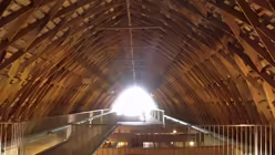 Dachkonstruktion auf dem Weingut Igler im Burgenland / &copy; Verena Tr&ouml;ster (DR)