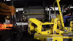 Der neue Kl&ouml;ppel f&uuml;r die Petersglocke im K&ouml;lner Dom wird geschmiedet 10 / &copy; Robert Boecker (DR)