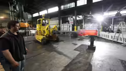 Der neue Kl&ouml;ppel f&uuml;r die Petersglocke im K&ouml;lner Dom wird geschmiedet 14 / &copy; Robert Boecker (DR)