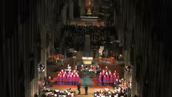 Adventmitspielkonzert mit den H&ouml;hnern und dem Kardinal 18 / &copy; Boecker