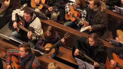 Adventmitspielkonzert mit den H&ouml;hnern und dem Kardinal 34 / &copy; Boecker