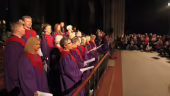 Adventmitspielkonzert mit den H&ouml;hnern und dem Kardinal 41 / &copy; Boecker