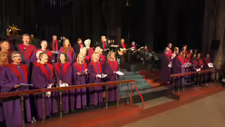 Adventmitspielkonzert mit den H&ouml;hnern und dem Kardinal 42 / &copy; Boecker