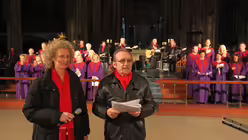 Adventmitspielkonzert mit den H&ouml;hnern und dem Kardinal 43 / &copy; Boecker