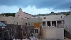 Etwa drei Jahre lang haben die Bauarbeiten f&uuml;r das 1.900 Quadratmeter gro&szlig;e Geb&auml;ude gedauert / &copy; Ralf Walter (DR)