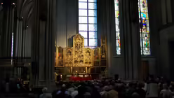 Gottesdienst f&uuml;r restaurierten Agilolphusaltar im K&ouml;lner Dom  1 / &copy; Jan Hendrik Stens (DR)