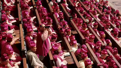 Auch manche Konzilsteilnehmer wollten das kirchliche Weltereignis festhalten (KNA)