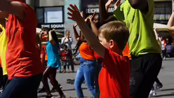 Auch Kinder sind mit dabei.  / &copy; Melanie Trimborn (DR)