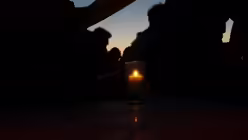 Eine Kerze  / &copy; Melanie Trimborn (DR)