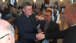 Kardinal Woelki, Erzbischof Heße und Bischof Overbeck / © Brüggenjürgen (DR)