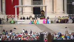 Vorfreude im Vatikan (DR)