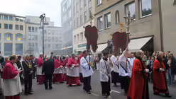 Prozession und Statio an der Minoritenkirche (DR)