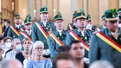 Impressionen aus dem Pontifikalamt am Libori-Sonntag / © Nicolas Ottersbach (DR)