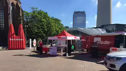 Der DOMRADIO.DE-Stand auf dem Alexanderplatz (beim Kirchentag 2017) / © dr (DR)