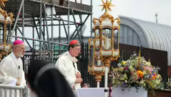 Kardinal Woelki am Fronleichnamsfest 2020 / © Gerald Mayer (DR)