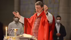 Kardinal Woelki beim Hochgebet. / &copy; Beatrice Tomasetti (DR)