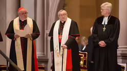 Im Zeichen der &Ouml;kumene / &copy; Frank Rumpenhorst (dpa)