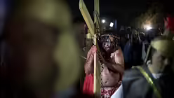 Karfreitag in Paraguay / &copy; Jorge Saenz (dpa)