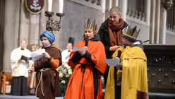 Kinder mit F&uuml;rbitten / &copy; Beatrice Tomasetti (DR)