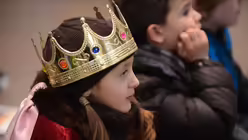 Marie geh&ouml;rt zu den aufmerksamen Zuh&ouml;rern an diesem Vormittag / &copy; Beatrice Tomasetti (DR)