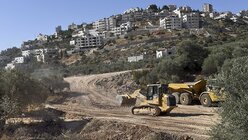 Bau der israelischen Sperrmauer (epd)