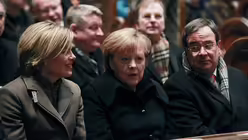 Julia Kl&ouml;ckner, Angela Merkel und Armin Laschet / &copy; Boecker