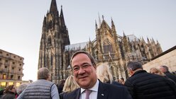 Ministerpräsident Laschet in Köln / © Rolf Vennenbernd (dpa)