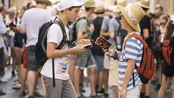 Blind-Date beim Ministrantentreffen in Rom / &copy; J&ouml;rn Neumann (DBK)
