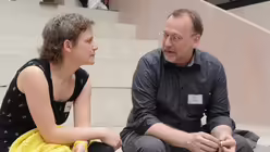 Monika Lange und Peter Kreutz begleiten den Konvent mit gro&szlig;em Interesse. / &copy; Beatrice Tomasetti (DR)