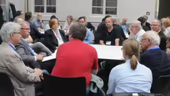 In "Murmelgruppen" tauschen sich die Kirchenmusiker über ihre Erfahrungen aus / © Beatrice Tomasetti (DR)