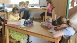 Nach Möglichkeit soll immer noch der Sicherheitsabstand gewahrt bleiben / © Beatrice Tomasetti (DR)