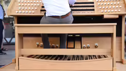 Orgelspiel am Dom mit Ansgar Wallenhorst / &copy; Lea Br&uuml;ggemann (DR)