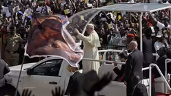 Treffen mit Jugendlichen in Kampala, Uganda / © Andrew Medichini (dpa)