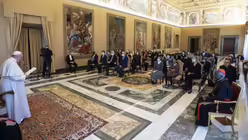 Papst Franziskus empf&auml;ngt am 19. November Mitglieder der Schwedischen Akademie / &copy; Vatican Media Press Office Hando/ANSA via ZUMA Press (dpa)