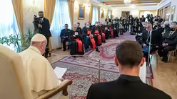 Papst Franziskus spricht zu Vertretern christlicher Kirchen in Bratislava (Slowakei) am 12. September 2021. / &copy; Vatican Media/Romano Siciliani (KNA)
