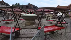 Nach dem Gottesdienst wird hier Wein ausgeschenkt / © Eva Pille (DR)