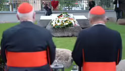 Besuch am Grab seligen Jerzy Popieluszk