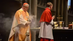 Pontifikalamt im Kölner Dom zum Jahrgedächtnis von P. Werenfried / © Beatrice Tomasetti (DR)