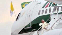 Papst Franziskus kommt in Rio de Janeiro an  (dpa)