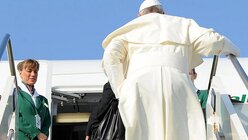 Papst Franziskus auf dem Weg zum WJT nach Rio de Janeiro (dpa)