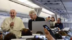 Papst besucht Albanien (dpa)