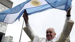 Treffen mit argentinischen Pilgern  (dpa)